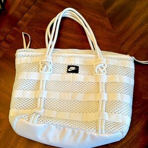 Women Nike Sport Pockebook/ Gym Bag